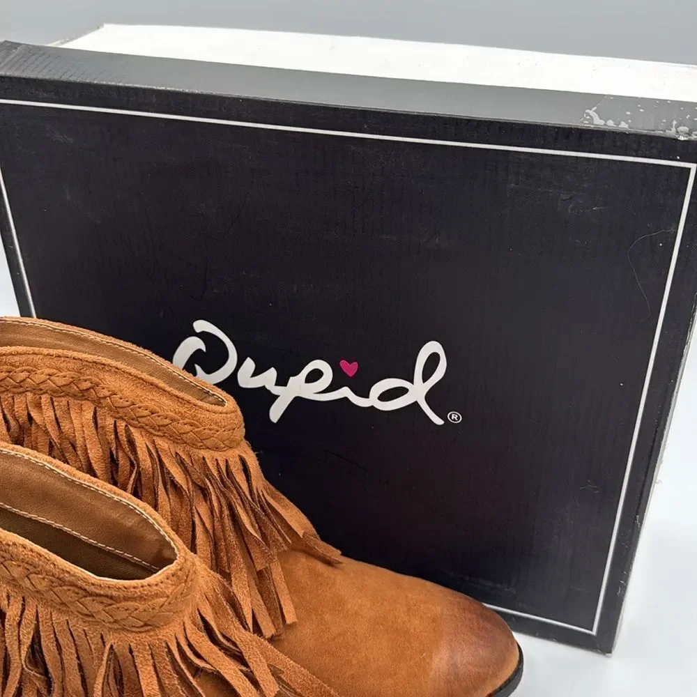 Qupid Fringe booties Tan Size 10 - Picture 9 of 9